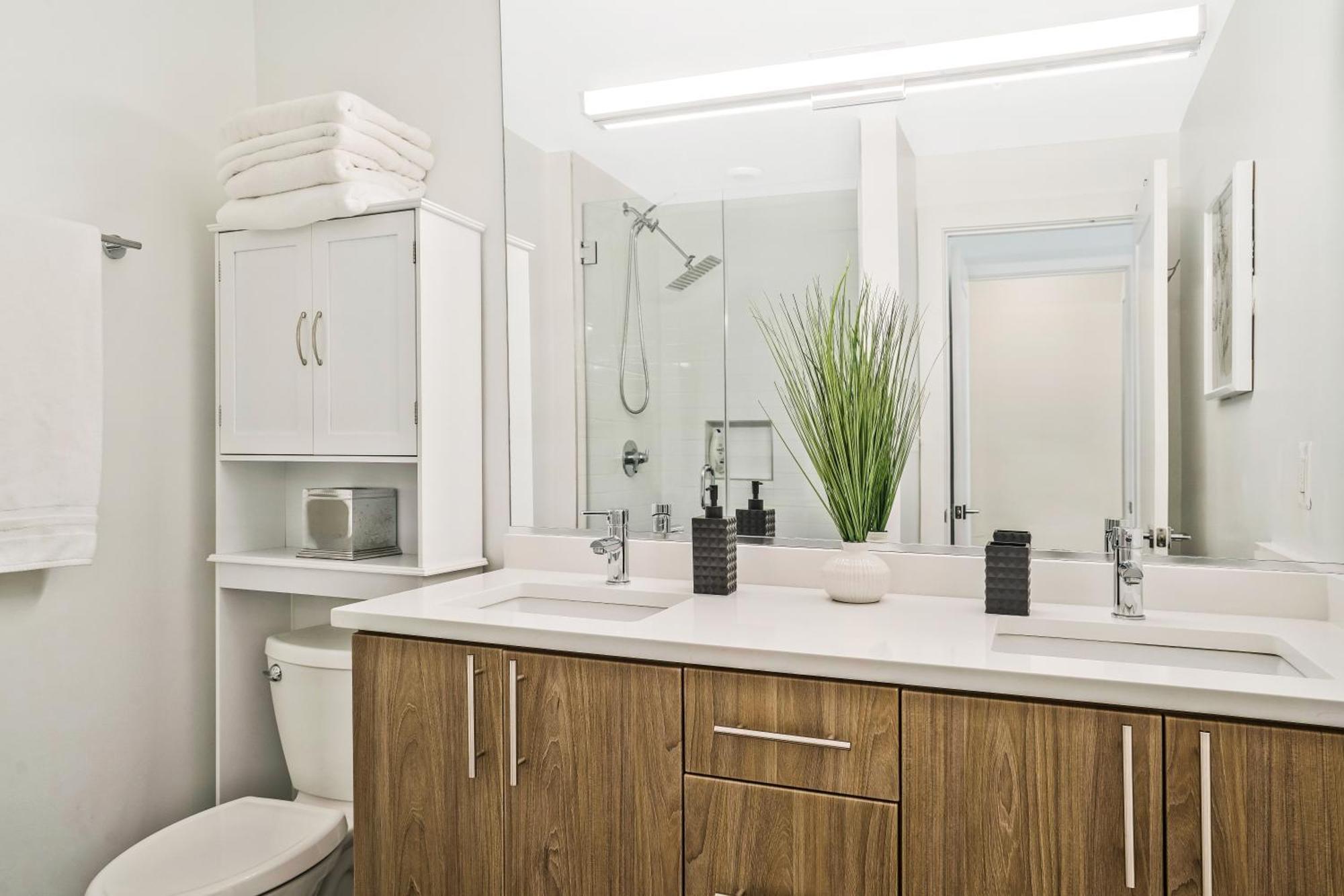 וושינגטון Luxurious And Stylish 2 Bedroom 2 Bathroom Suite מראה חיצוני תמונה
