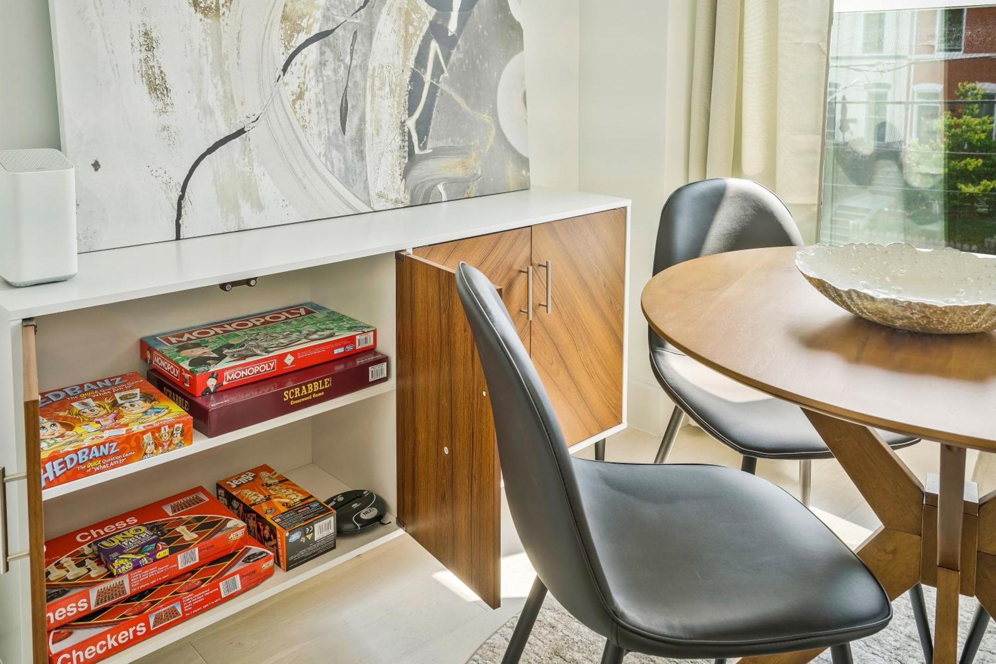 וושינגטון Luxurious And Stylish 2 Bedroom 2 Bathroom Suite מראה חיצוני תמונה